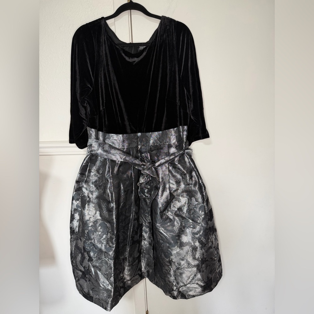 Jessica Howard Black Satin Cocktail Dress 18W